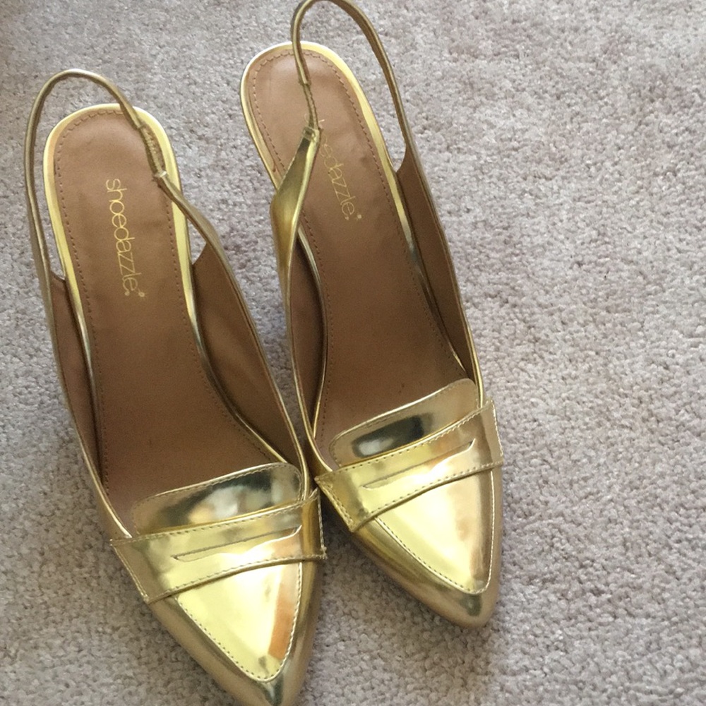 Gold sling back loafer/ pumps